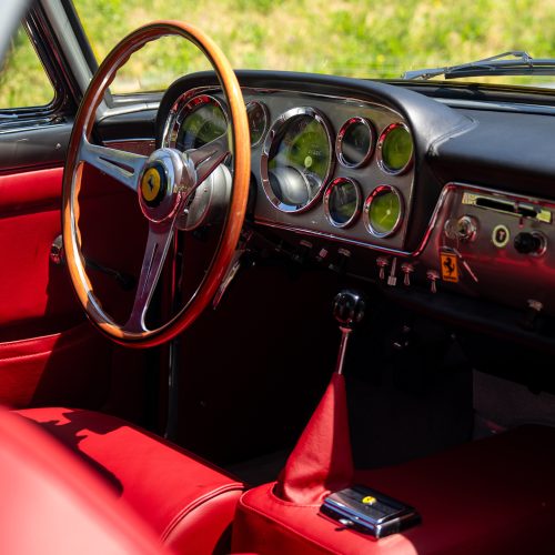 250gt_1080 x 1080_10