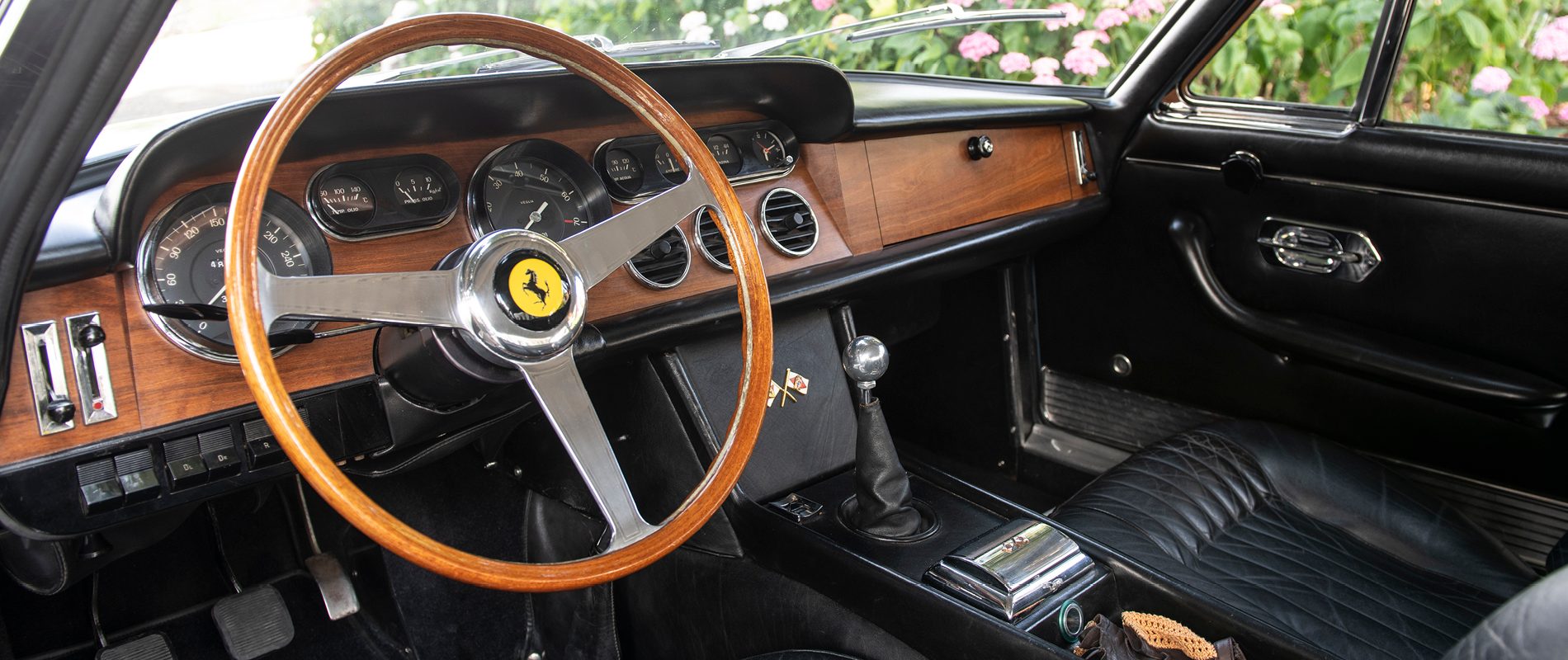 330GT_1920 x 800_5