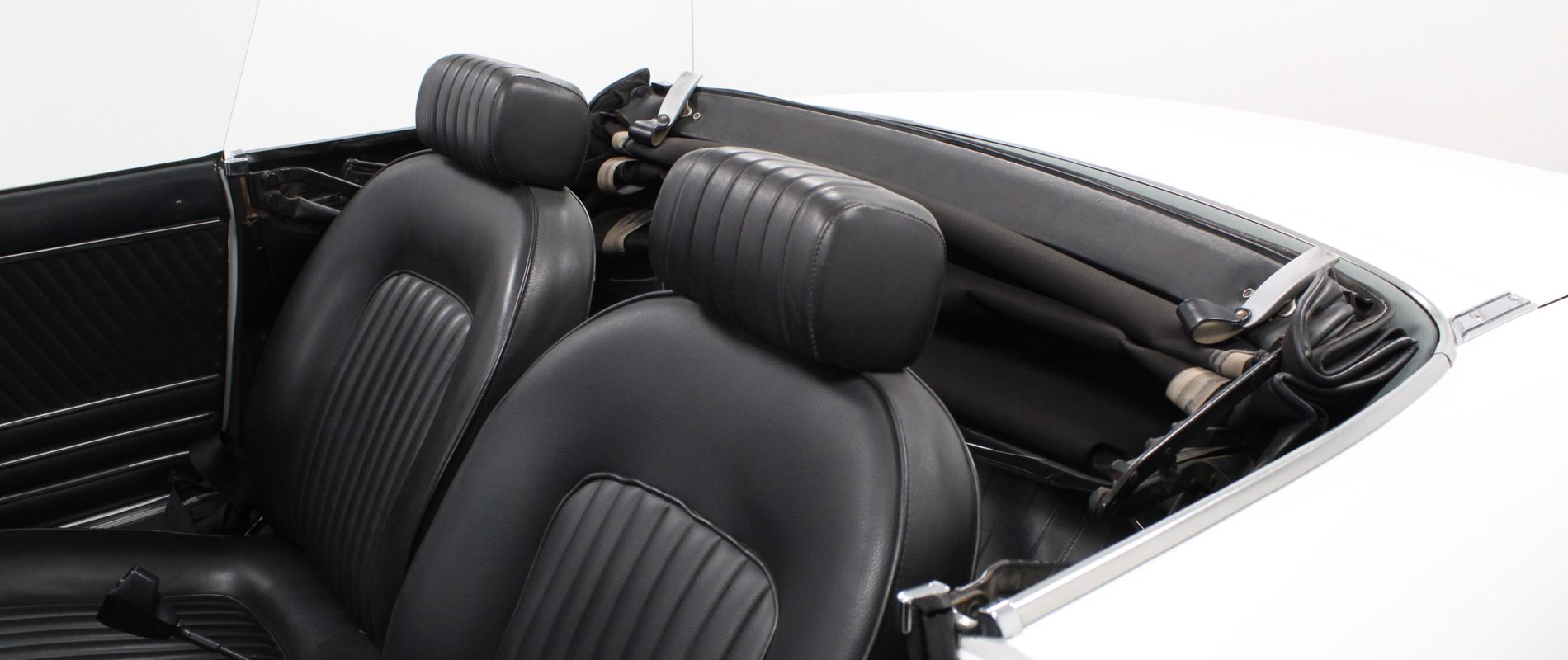 AlfaRomeoDuetto_1920 x 800_5
