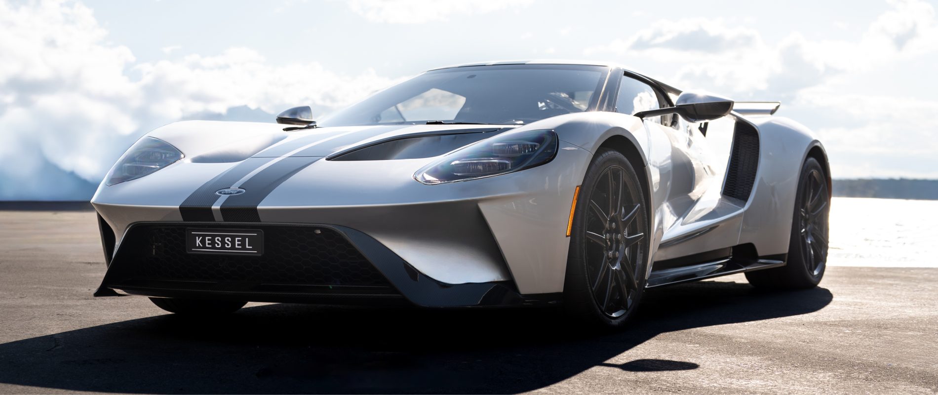 FordGT_1920 x 800_6