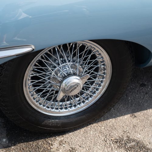 Jaguar E-Type_1080 x 1080_2