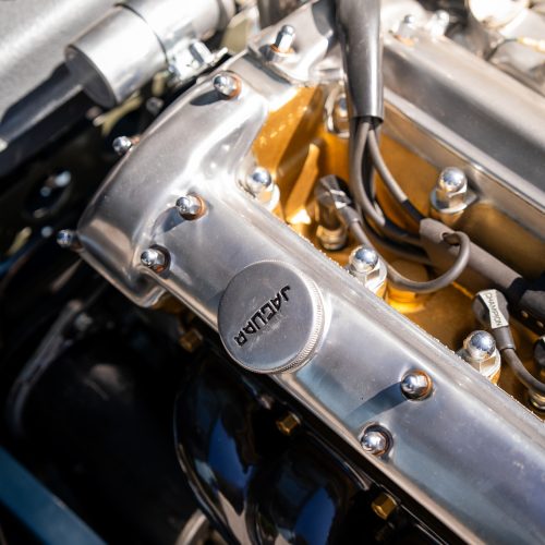 Jaguar E-Type_1080 x 1080_5